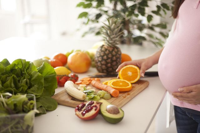 7 lời khuyên của bác sĩ giúp kiểm soát cân nặng khi mang thai